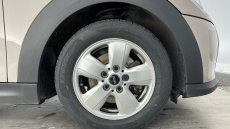 MINI Hatchback 1.5 Cooper Classic 3dr Auto Petrol Hatchback